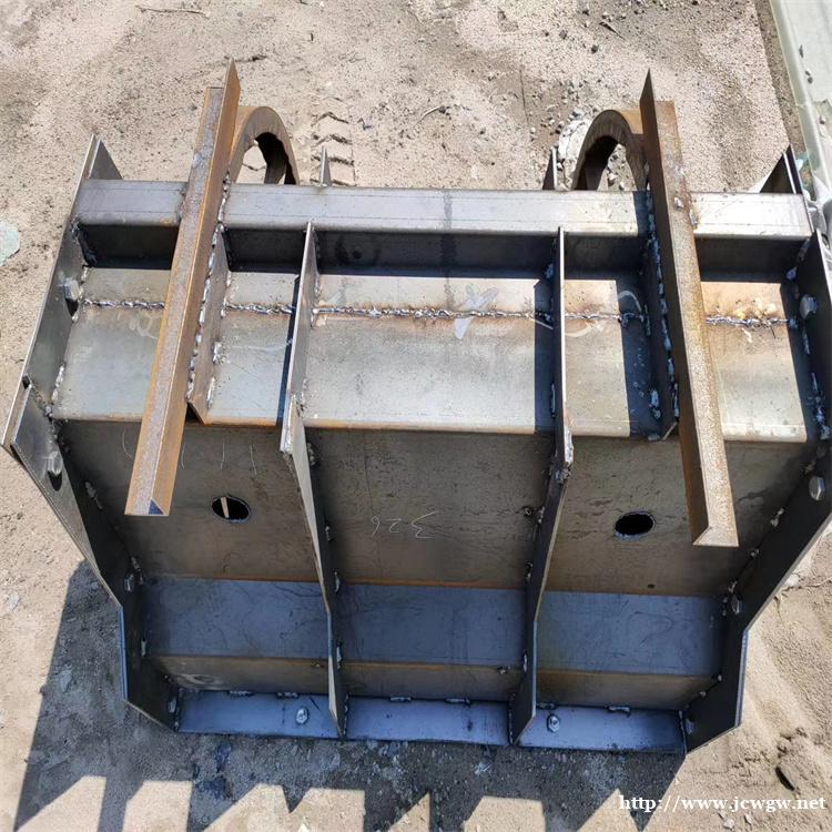 河北隔离墩钢模具 实力工厂 科天模具 河北隔离墩钢模具 实力工厂 科天模具