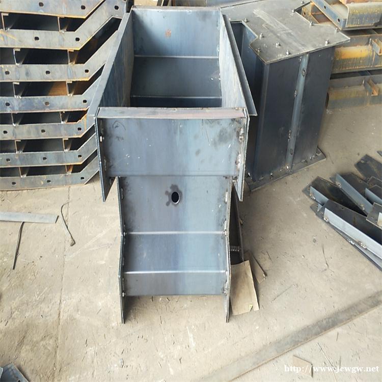 河北隔离墩钢模具 实力工厂 科天模具 河北隔离墩钢模具 实力工厂 科天模具