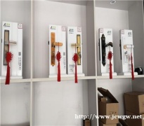 钟楼开锁告诉您统一的念认为锁芯和钥匙越重越好,其实这是一种误