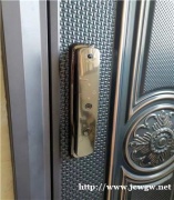 如何根据堵塞的原因和程度，选择合适的疏通方法？