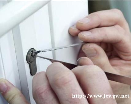 忘带钥匙,请找正规的凌源开锁公司 忘带钥匙,请找正规的凌源开锁公司