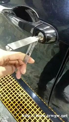 选购室内门锁的时候,执手锁很重要 选购室内门锁的时候,执手锁很重要