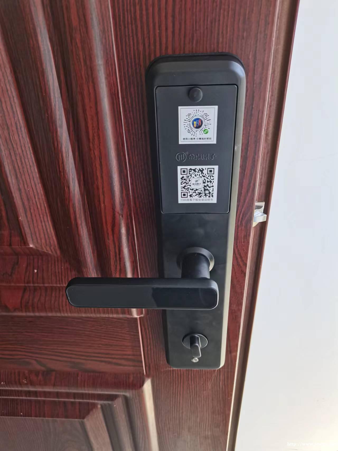 外面用钥匙反锁了,为什么里面用钥匙打不开? 外面用钥匙反锁了,为什么里面用钥匙打不开?