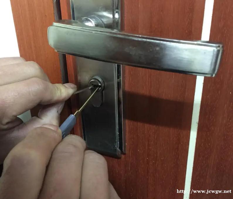 库尔勒开锁告诉你这些须留意的难题 库尔勒开锁告诉你这些须留意的难题