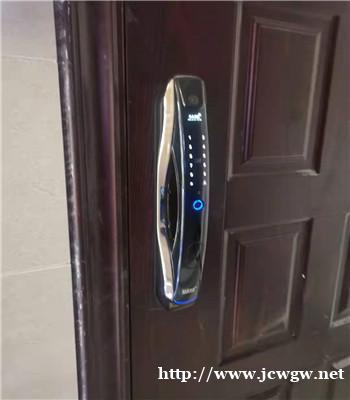 额敏开锁公司建议用户在选择锁的过程中注意观察 额敏开锁公司建议用户在选择锁的过程中注意观察