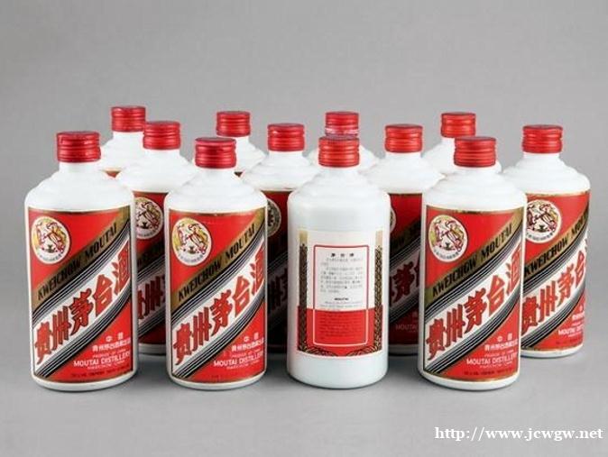 宜昌五粮液回收告诉你高低端白酒有何区别 宜昌五粮液回收告诉你高低端白酒有何区别