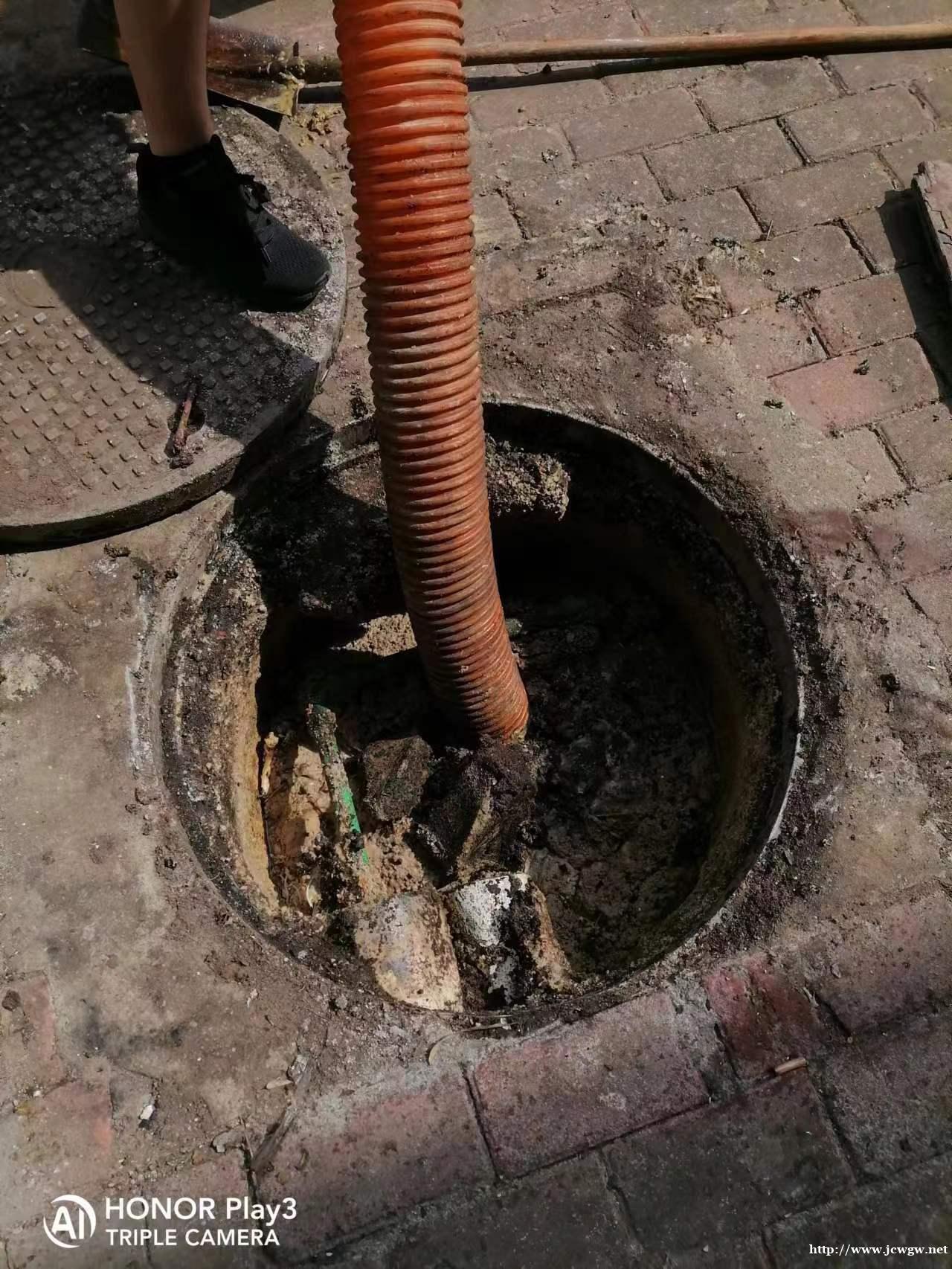 南京清理化粪池防止气体中毒的防护措施 南京清理化粪池防止气体中毒的防护措施