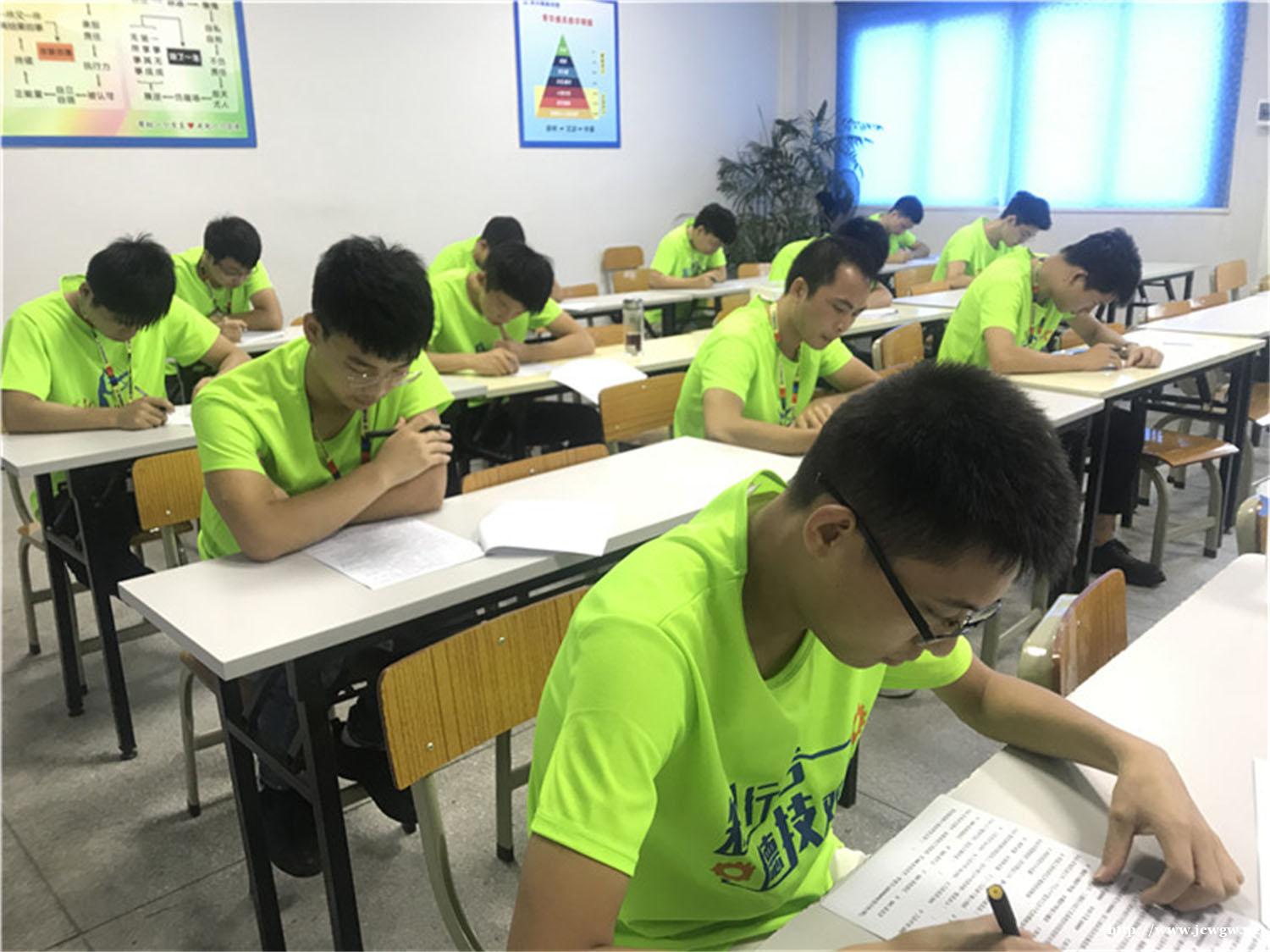 沙头附近去哪里学ug编程比较好 沙头附近去哪里学ug编程比较好