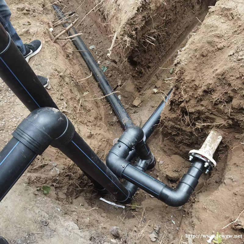 淄博志成管道服务承接PE及各种塑料管道焊接工程 淄博志成管道服务承接PE及各种塑料管道焊接工程