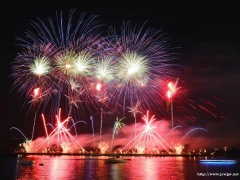 舞台特效烟花、旅游节焰火、音乐节烟花、舞美特效焰火