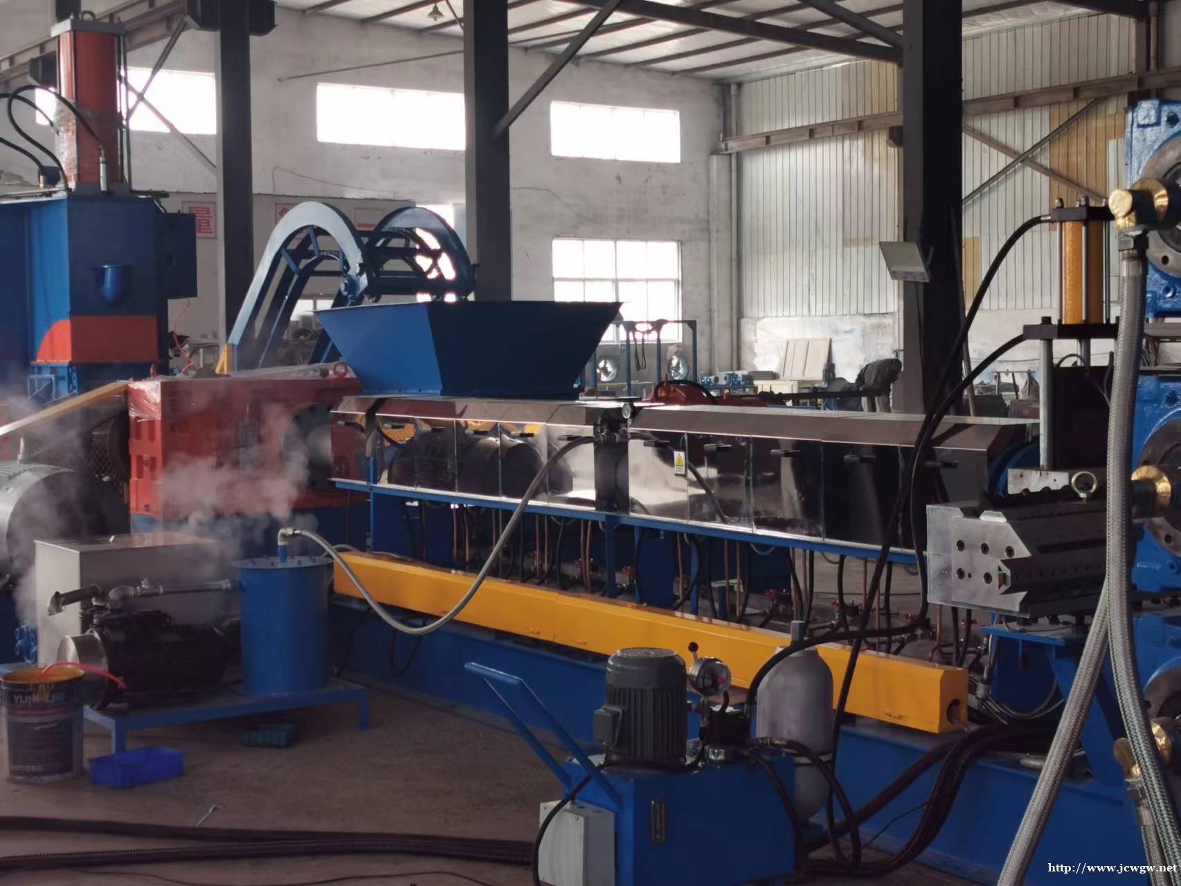 江苏徐州恭乐 POE片材挤出机 江苏徐州恭乐 POE片材挤出机