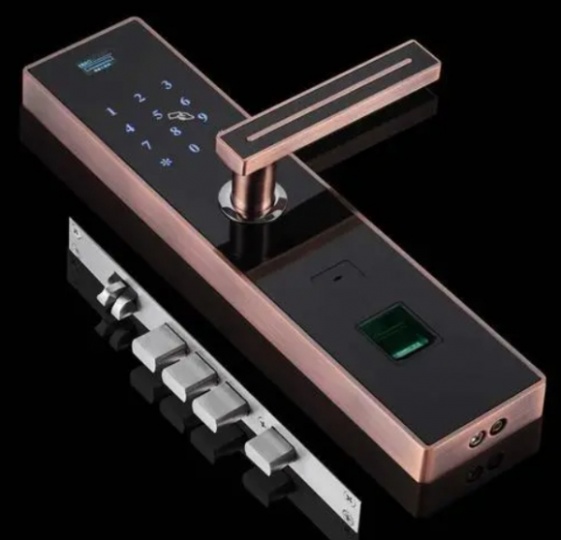 好的指纹锁很重要,但当然它需要一个好的锁芯