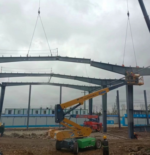 桐城吊车出租如何保持在一个好的状态下为客户服务?