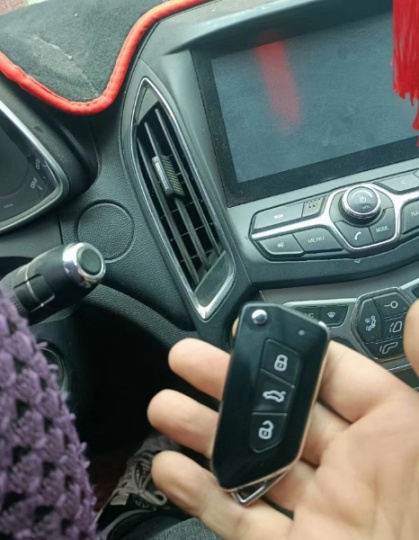 临清配汽车备用钥匙去4S店还是找开锁公司?