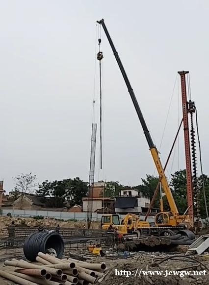 在邓州吊车出租一个台班怎么收费,长期租赁价格有优惠吗? 在邓州吊车出租一个台班怎么收费,长期租赁价格有优惠吗?