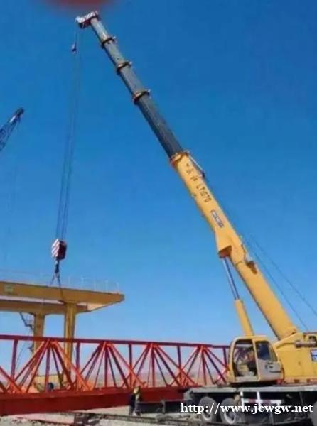 在沭阳租一台12吨的吊车使用一个台班的时间需要多少租金? 在沭阳租一台12吨的吊车使用一个台班的时间需要多少租金?