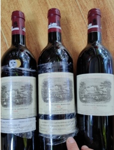 焦作上门收酒电话 长期大量回收礼品礼品名酒老酒红酒洋酒