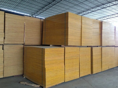 广东建筑模板专业生产厂家