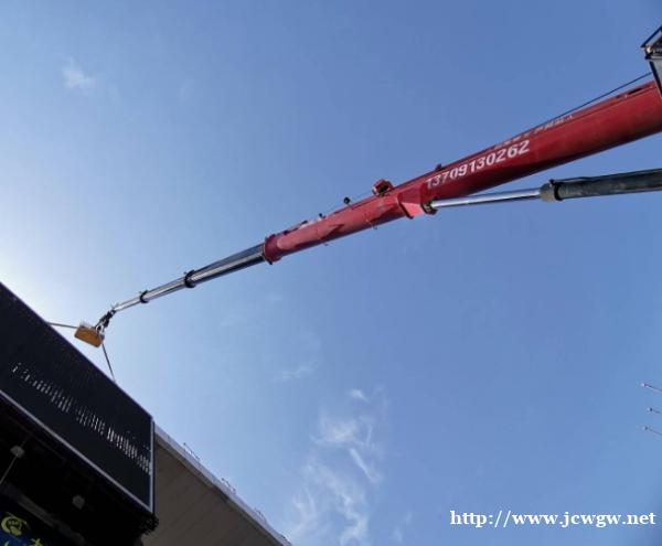 吊车租赁的费用是不是和做租赁设备的重量有关系? 吊车租赁的费用是不是和做租赁设备的重量有关系?