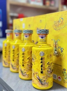 新乡常年回收礼品礼品虫草名酒洋酒老酒回收电话位置