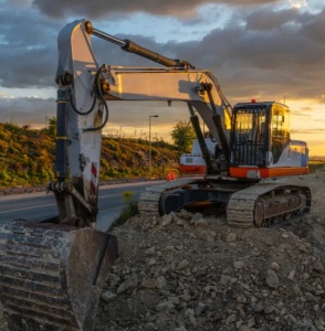 不同型号的挖机在施工中有着怎样的独特优势?