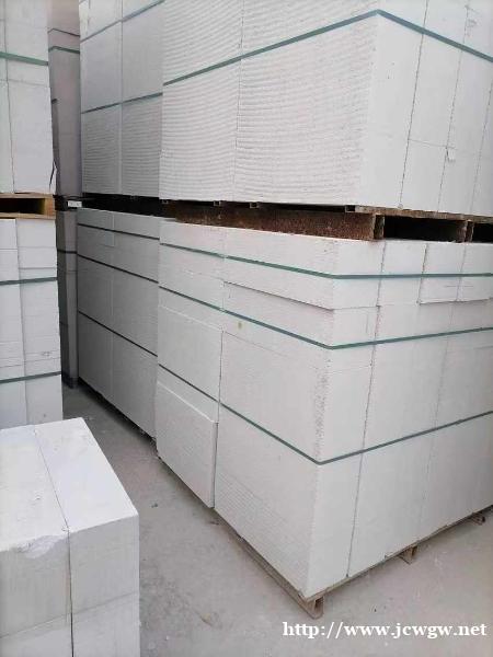 生产加气砖的时候,石膏起到什么作用 生产加气砖的时候,石膏起到什么作用