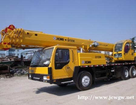 不用的吊装作业环境安平吊装公司如何使用适合的吊车设备? 不用的吊装作业环境安平吊装公司如何使用适合的吊车设备?