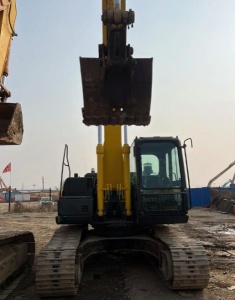 中型挖机出租在农村基建中租赁价格怎么定?