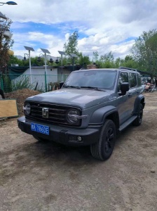 西藏旅行租车指南，了解费用与注意事项