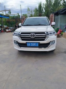 探索西藏自驾游的美妙旅程，选择汽车租赁服务