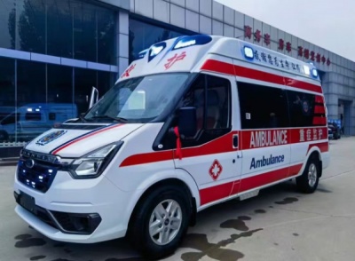 三亚重症救护车出租-危重病人出院返乡