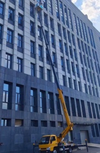 如何根据不同的高空作业任务需求选择适配的高空车类型？