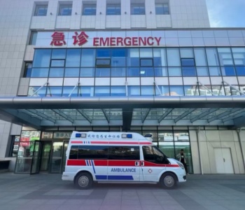 三亚救护车出租转运,专业120转运守护您