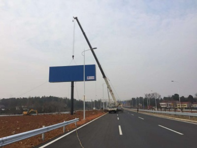 临澧吊车服务：高效安全，助您事半功倍！