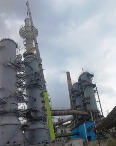 百色市吊车出租老司机：用丰富经验应对复杂吊运工况。