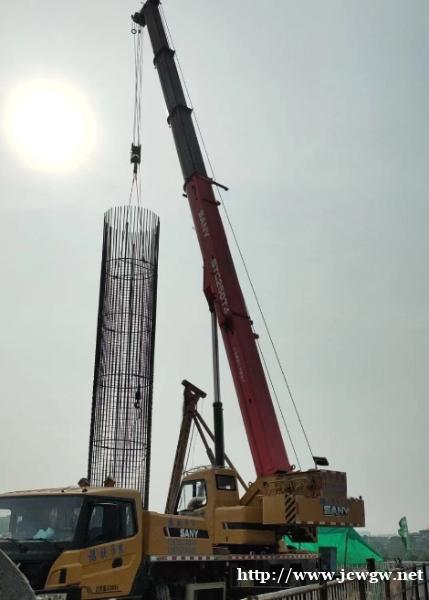 若租赁公司的吊车在年检临界期租赁,期间年检责任谁担? 若租赁公司的吊车在年检临界期租赁,期间年检责任谁担?