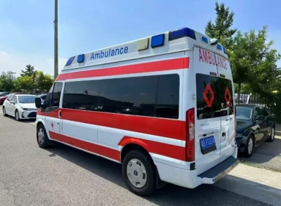 东莞黄江救护车转运