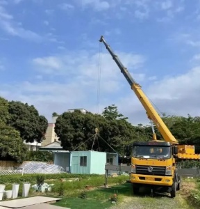 对于夜间作业，吊车出租有哪些安全防范措施呢？