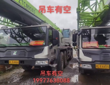 田东开吊车稳钩应该怎么操作？