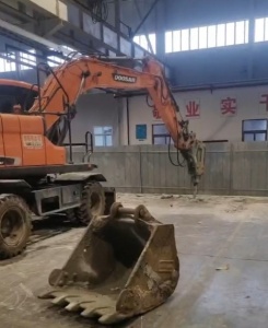 同样是轮式挖机出租，为何服务质量参差不齐？