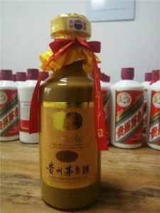 30年茅台酒瓶回收今日价格行情参考一览一览