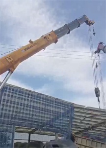 新化县吊车出租夜间作业需要额外注意什么?