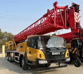 租赁吊车时需要注意哪些保险条款细节？