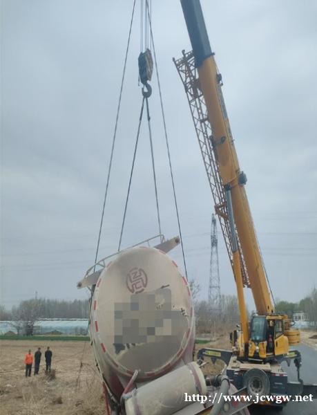 大型桥梁建设需要吊车租赁时应提供哪些服务? 大型桥梁建设需要吊车租赁时应提供哪些服务?