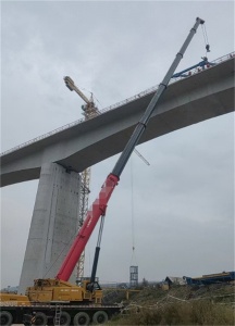 林芝吊车出租的操作流程是怎样的？会不会过于繁琐呢？