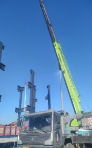 长期吊车租赁在价格和服务上有何特殊待遇？