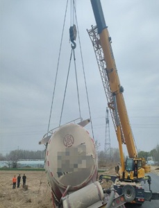 大型桥梁建设需要吊车租赁时应提供哪些服务?