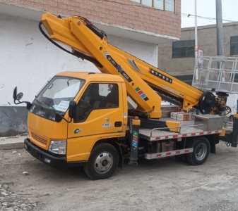 那曲吊车出租之吊装常见问题和准备工作