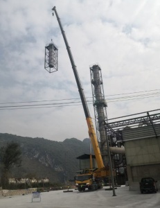 500吨全地面起重机在狭窄场地如何实现安全转向？