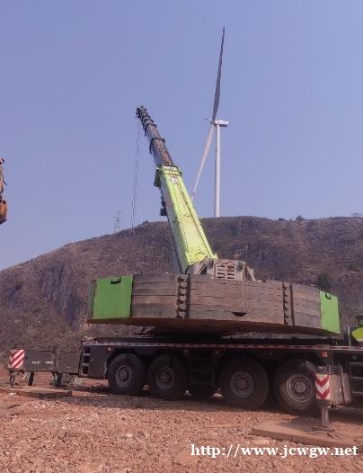 在红河州个旧租一台25吨的吊车用一个台班的时间大概需要多少租金? 在红河州个旧租一台25吨的吊车用一个台班的时间大概需要多少租金?